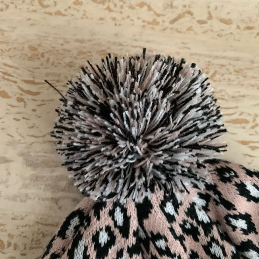 Pink leopard pom pom hat - Picture 5 of 7